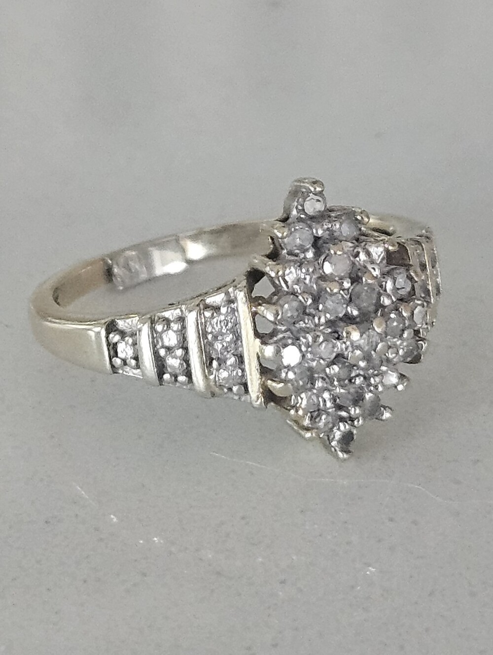 Vintage Art Deco 10k Yellow Gold Diamond Cluster Ring Sz 6 2.95g